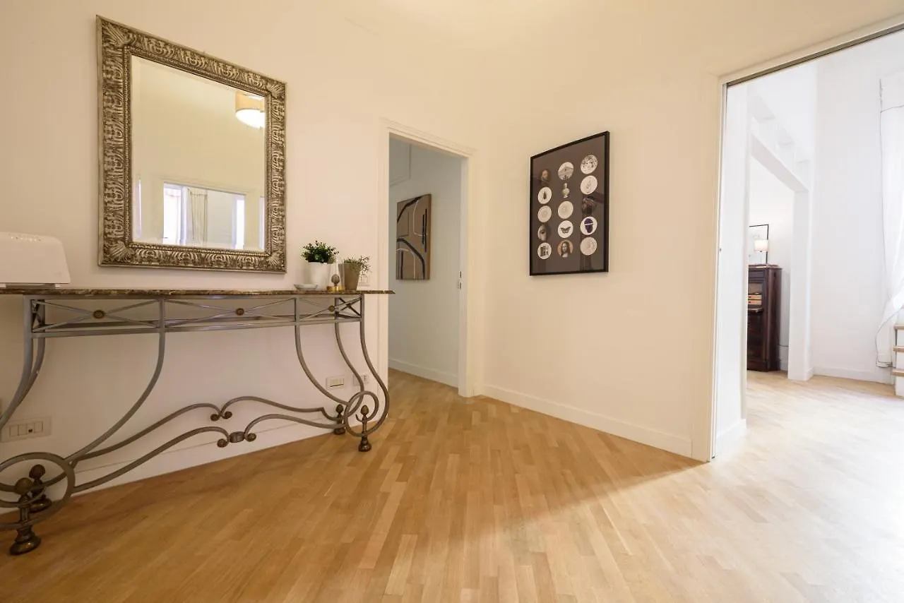 Largo Vasto A Chiaia 82 Apartment Naples