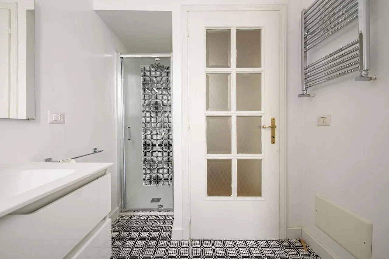 Largo Vasto A Chiaia 82 Apartment Naples