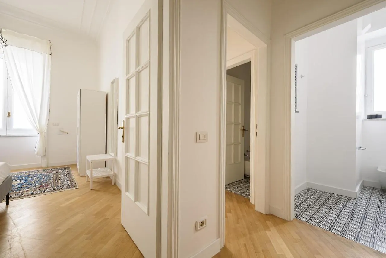 Largo Vasto A Chiaia 82 Apartment Naples